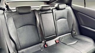 2016 Toyota Prius - Thumbnail