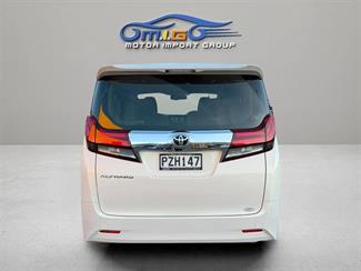 2016 Toyota Alphard - Thumbnail