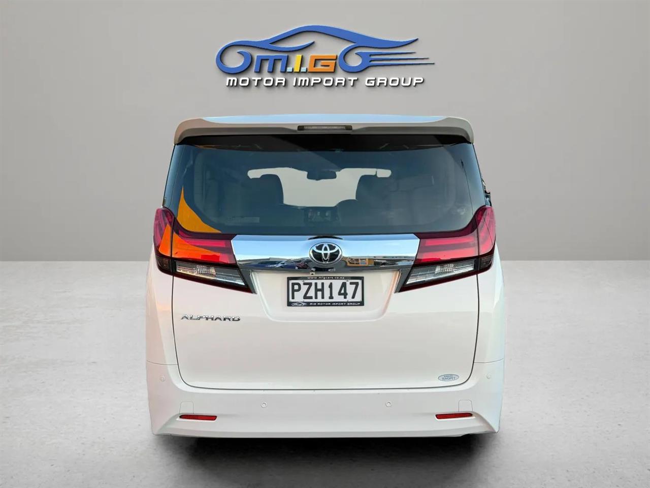 2016 Toyota Alphard
