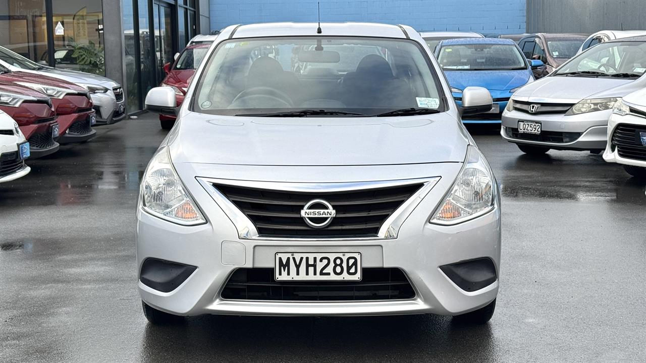 2014 Nissan LATIO