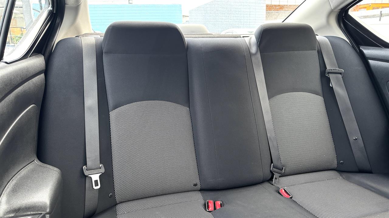 2014 Nissan LATIO