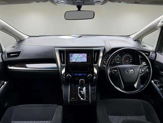 2015 Toyota Alphard - Thumbnail