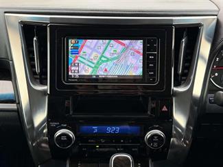 2015 Toyota Alphard - Thumbnail