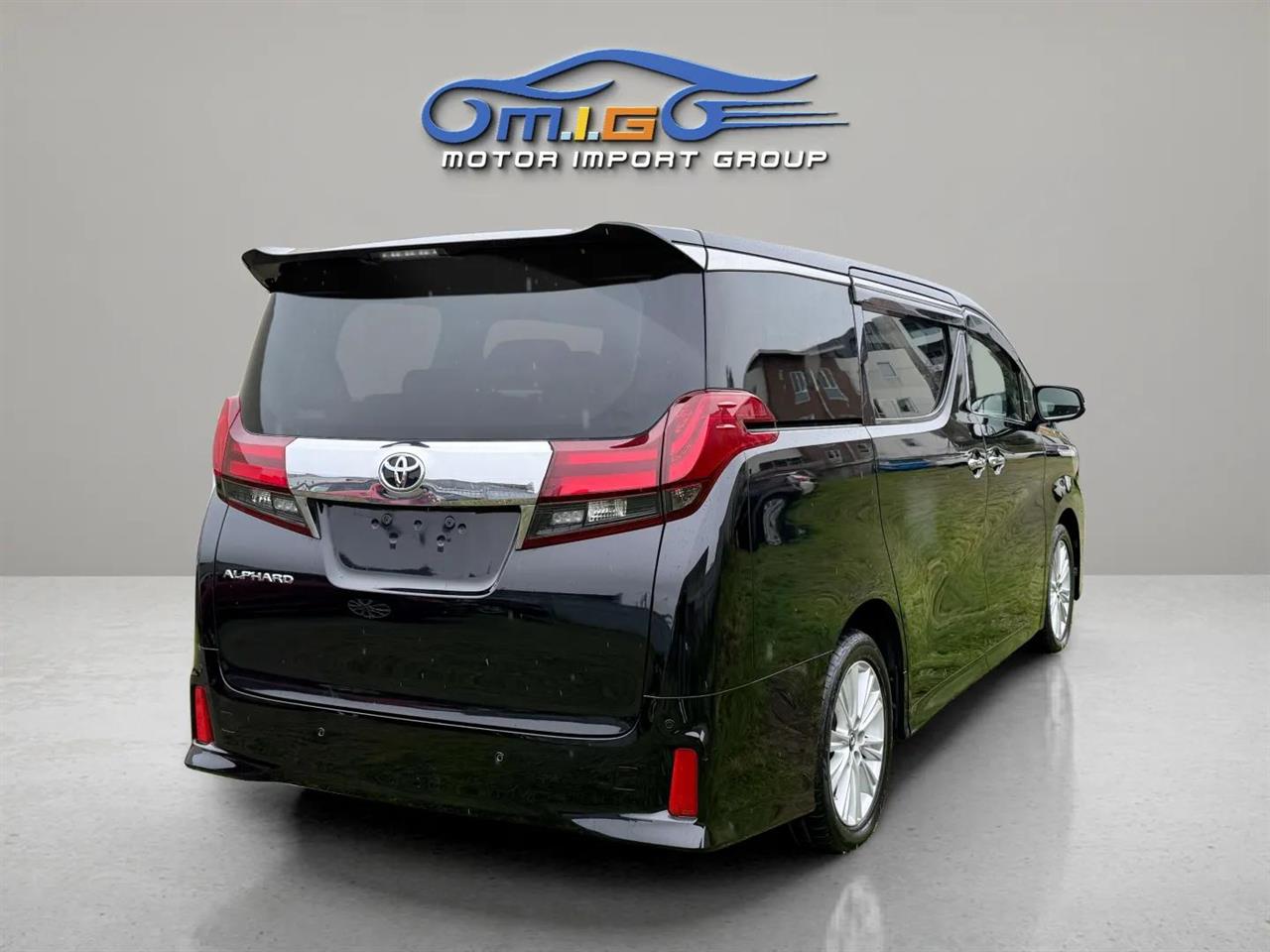2015 Toyota Alphard