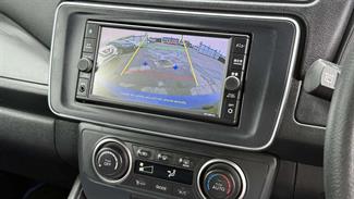 2021 Nissan Leaf - Thumbnail