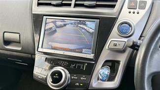 2015 Toyota Prius - Thumbnail