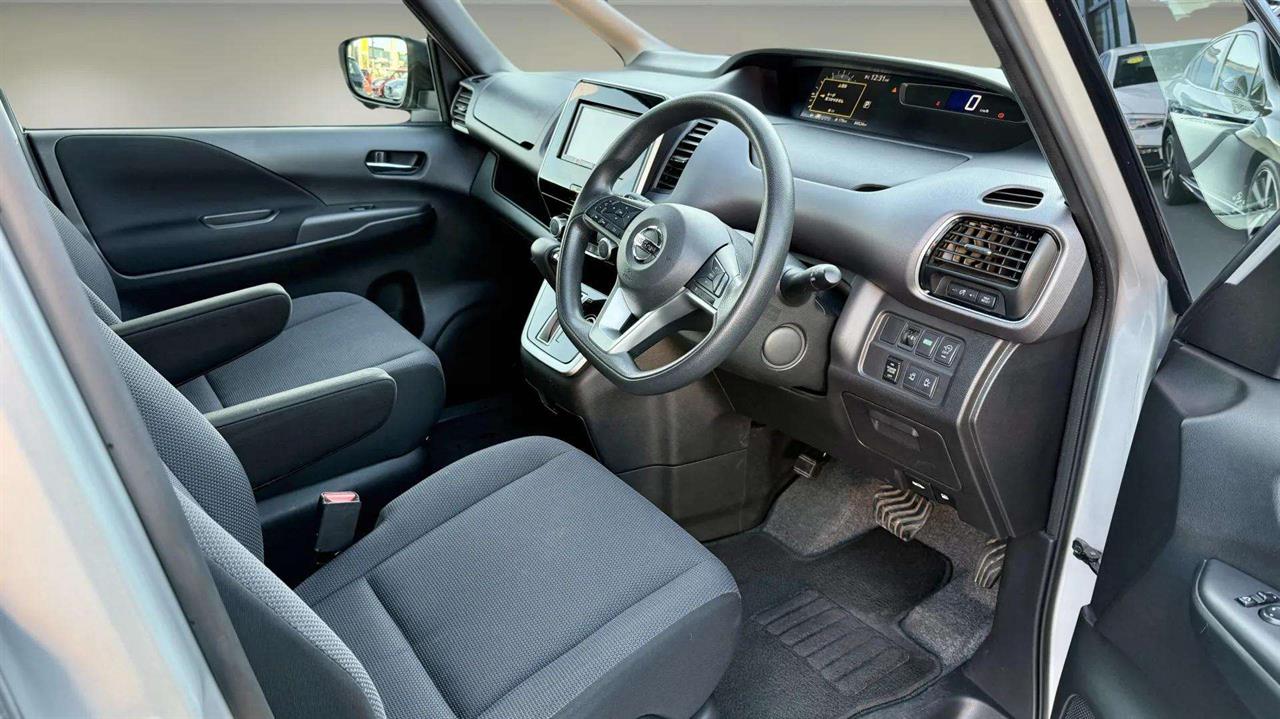 2018 Nissan Serena