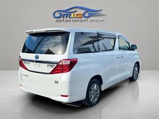2014 Toyota Alphard - Thumbnail