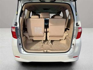 2014 Toyota Alphard - Thumbnail