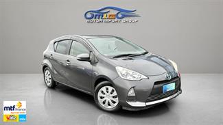 2012 Toyota Aqua - Thumbnail