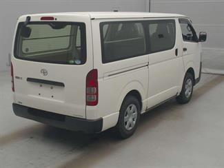 2020 Toyota Hiace - Thumbnail