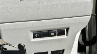 2021 Toyota Hiace - Thumbnail