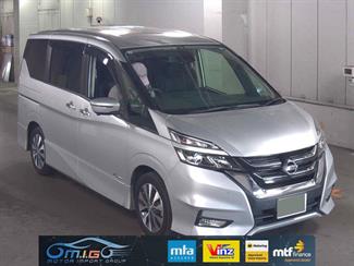 2017 Nissan Serena - Thumbnail