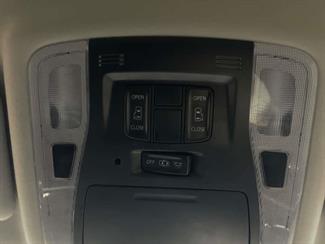 2017 Toyota Alphard - Thumbnail