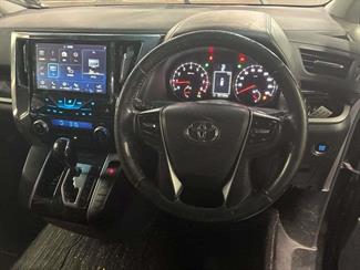 2017 Toyota Alphard - Thumbnail