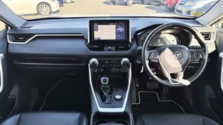 2019 Toyota Rav4 - Thumbnail