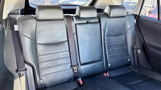 2019 Toyota Rav4 - Thumbnail