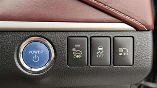 2014 Toyota Harrier - Thumbnail