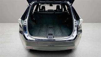 2014 Toyota Harrier - Thumbnail