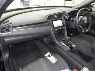 2017 Honda Civic - Thumbnail