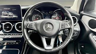 2016 Mercedes-Benz GLC 250 - Thumbnail