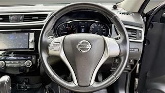 2015 Nissan X-Trail - Thumbnail