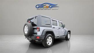 2016 Jeep Wrangler - Thumbnail