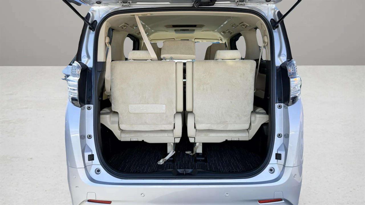 2016 Toyota Vellfire