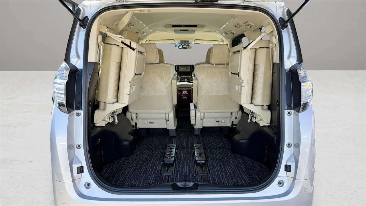 2016 Toyota Vellfire