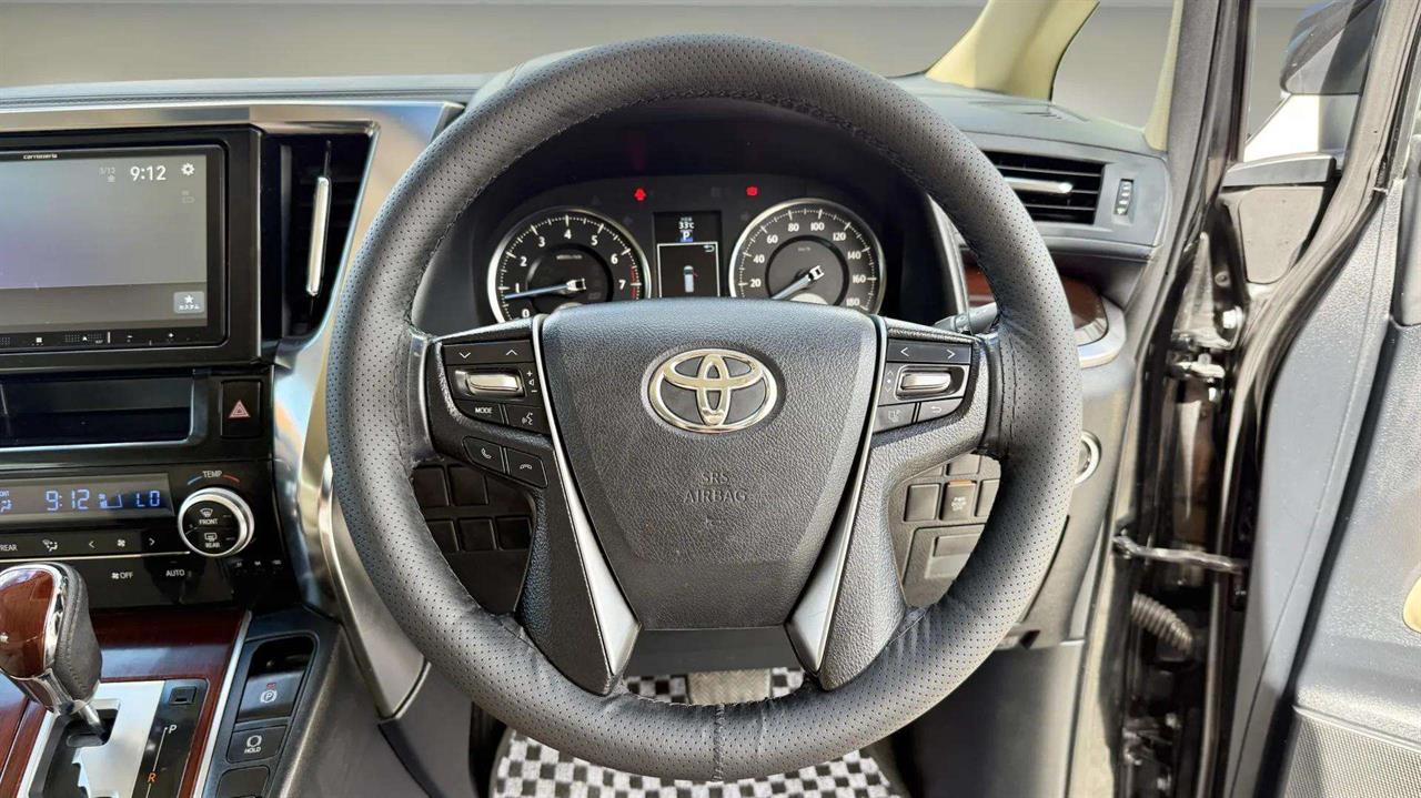 2016 Toyota Alphard