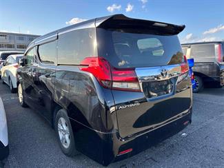 2016 Toyota Alphard - Thumbnail