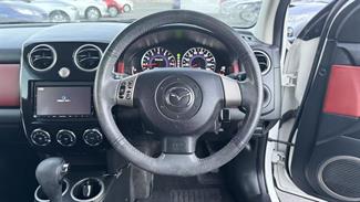 2015 Mazda Verisa - Thumbnail