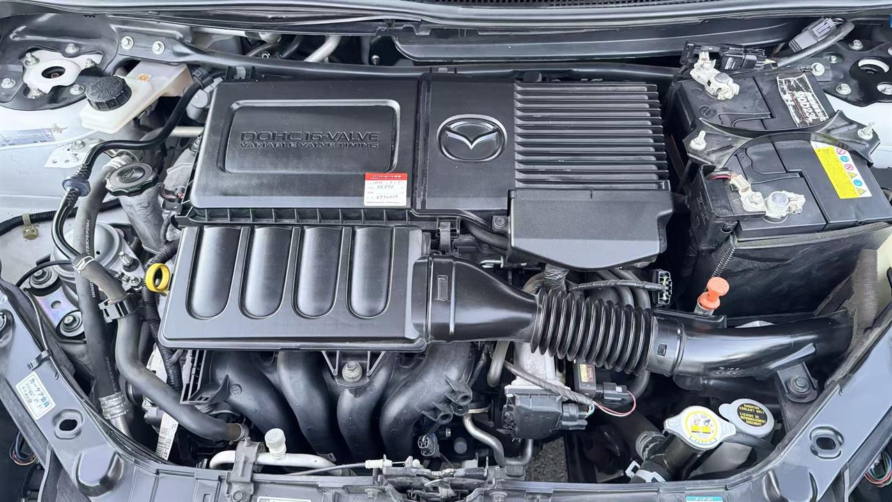 2015 Mazda Verisa