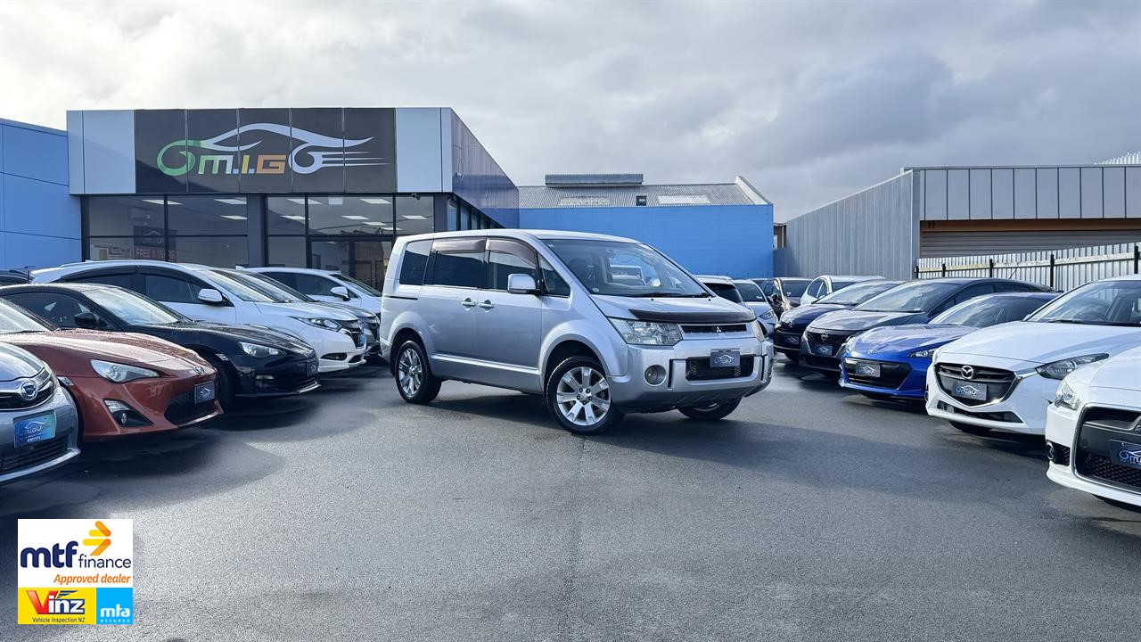 2013 Mitsubishi DELICA D:5 2.2L Diesel 4WD 1YearWarrantFree